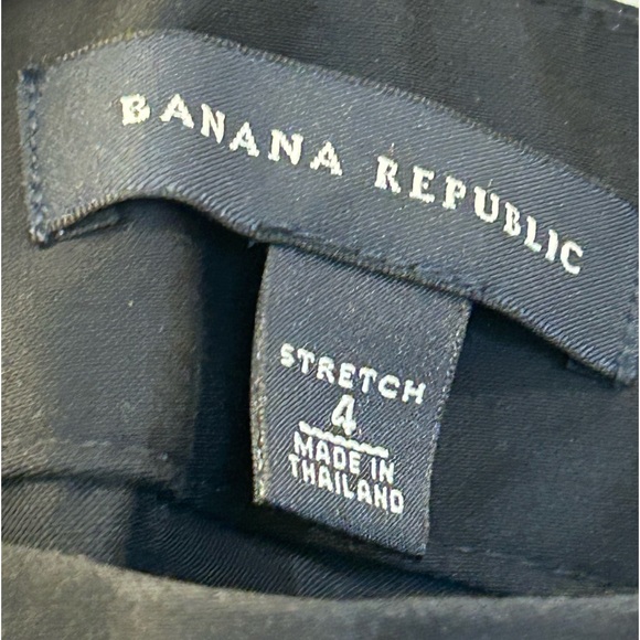 Banana Republic Black Stretch A-Line Skirt Size 4 NWOT - Picture 4 of 5